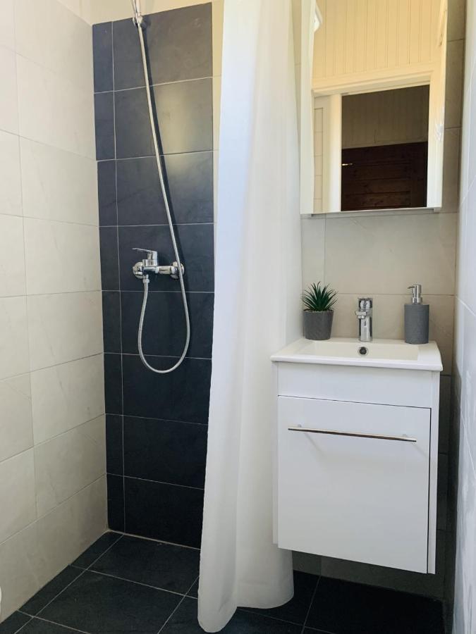 House By The Sea In Artemis Apartman Kültér fotó