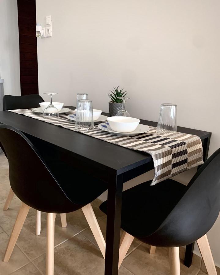 House By The Sea In Artemis Apartman Kültér fotó