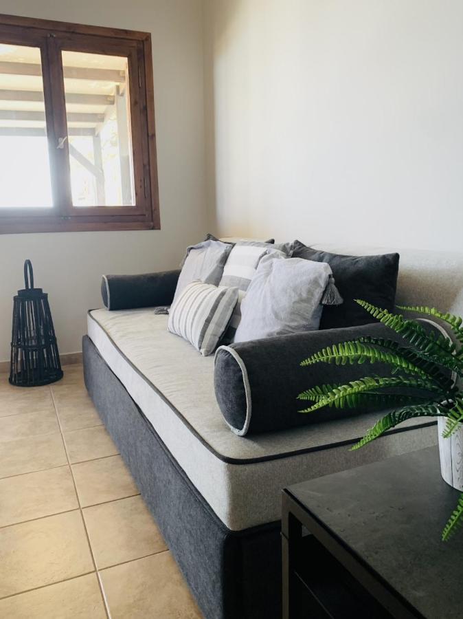 House By The Sea In Artemis Apartman Kültér fotó